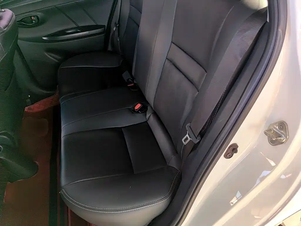 Toyota Vios FS — миниатюра 17