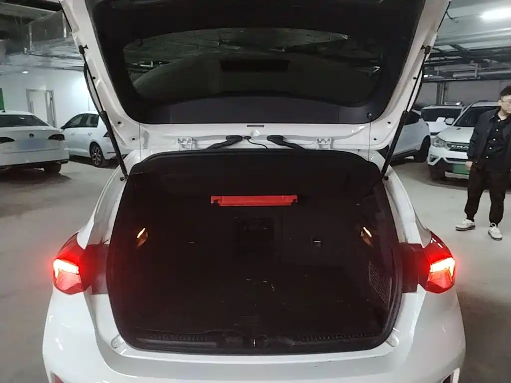 Ford Focus — миниатюра 10