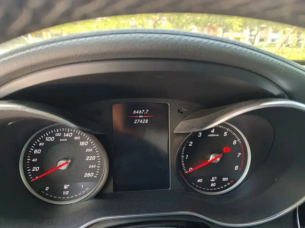 Mercedes-Benz GLC 2019 GLC 260 4MATIC Luxury