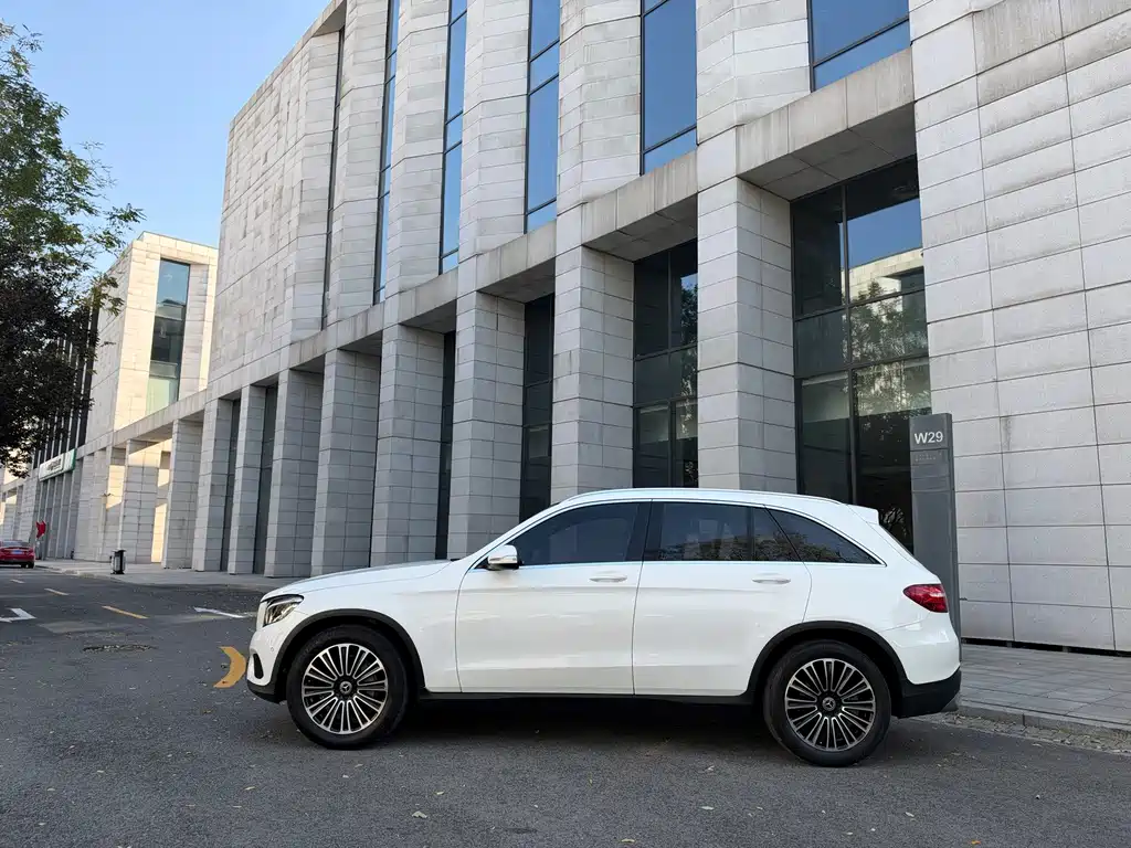 Mercedes-Benz GLC — миниатюра 6
