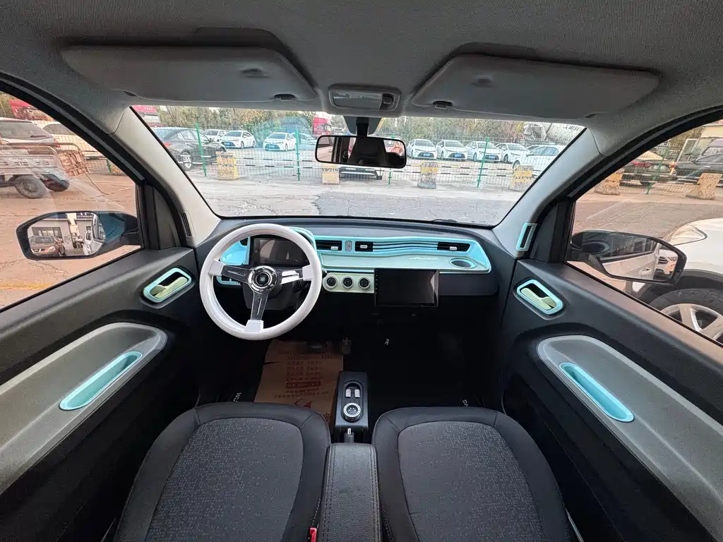 Wuling MINIEV — миниатюра 8