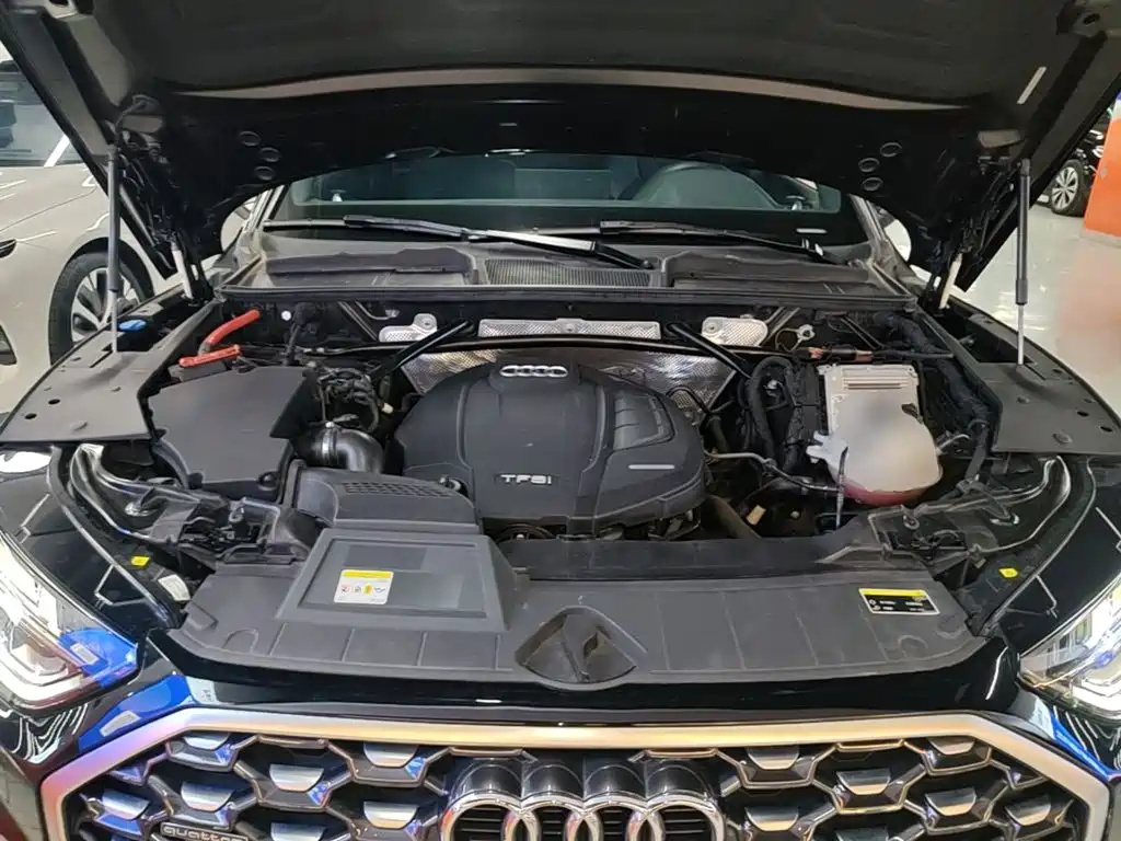Audi Q5L Sportback — миниатюра 20
