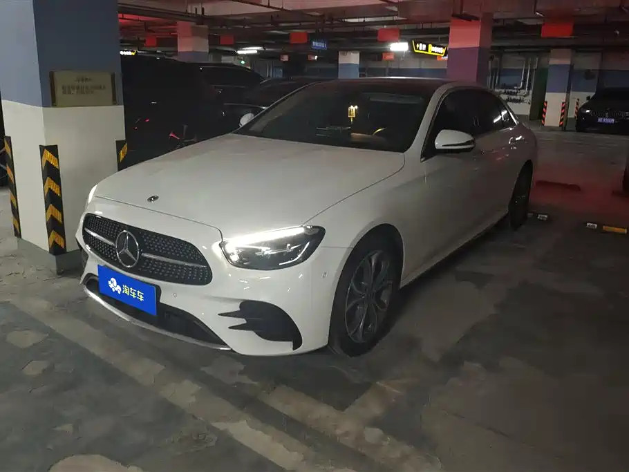 Mercedes-Benz E-Class 2022