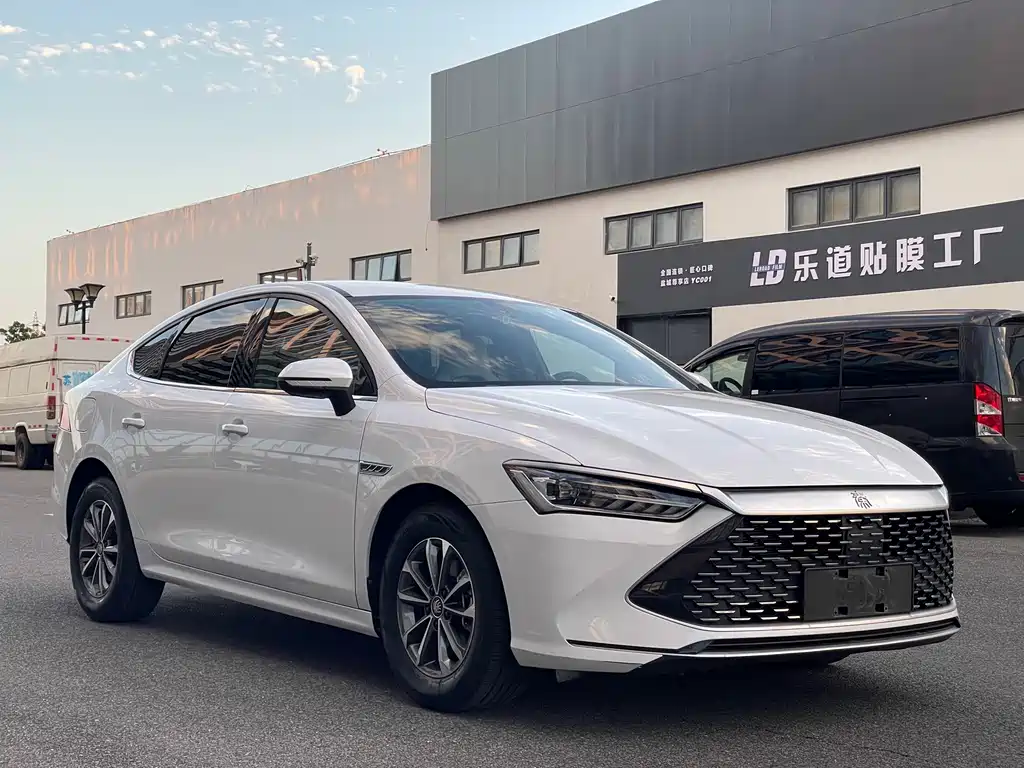 BYD Qin PLUS — миниатюра 3