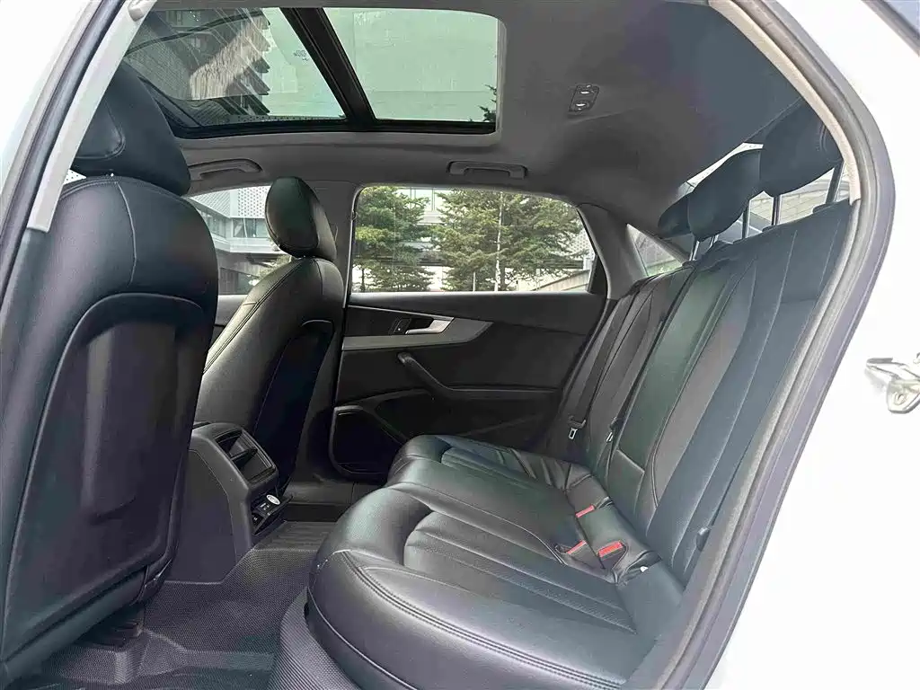 Audi A4L — миниатюра 17