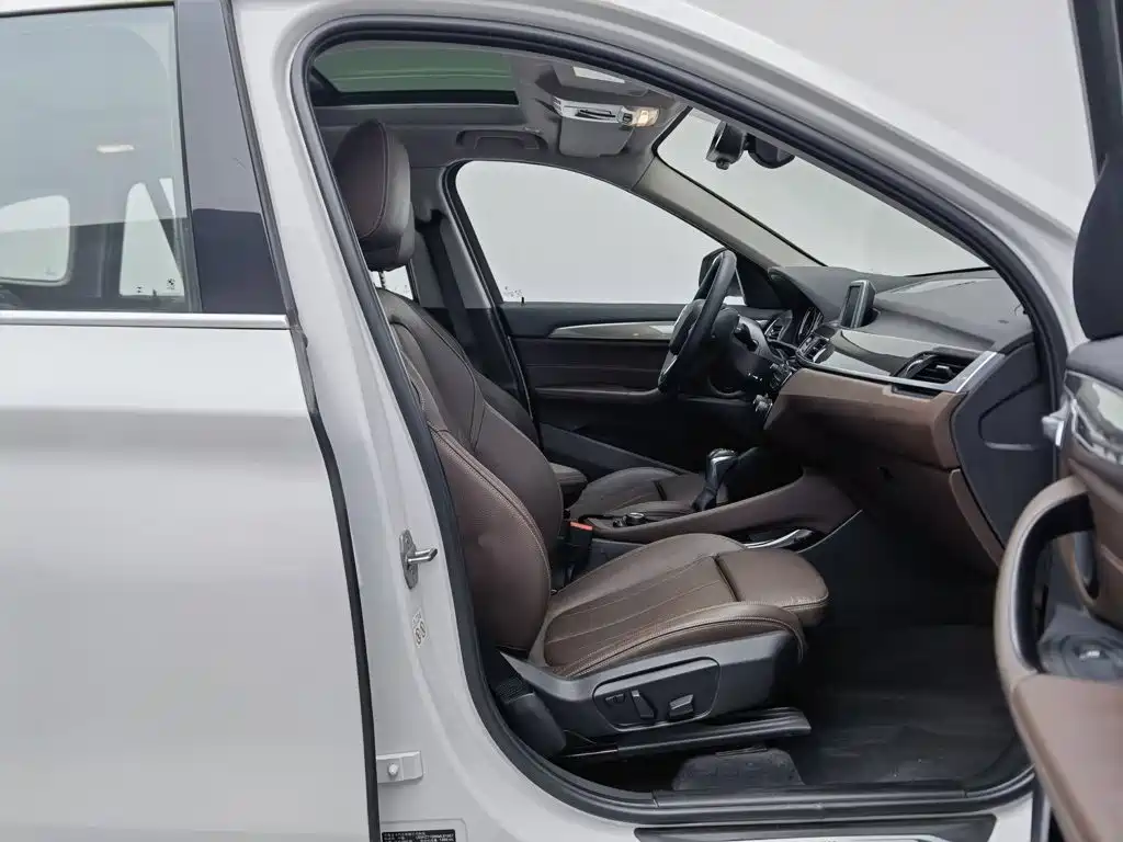 BMW X1 — миниатюра 23