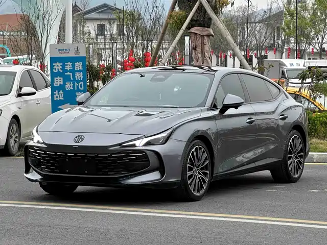 2023 MG MG7
