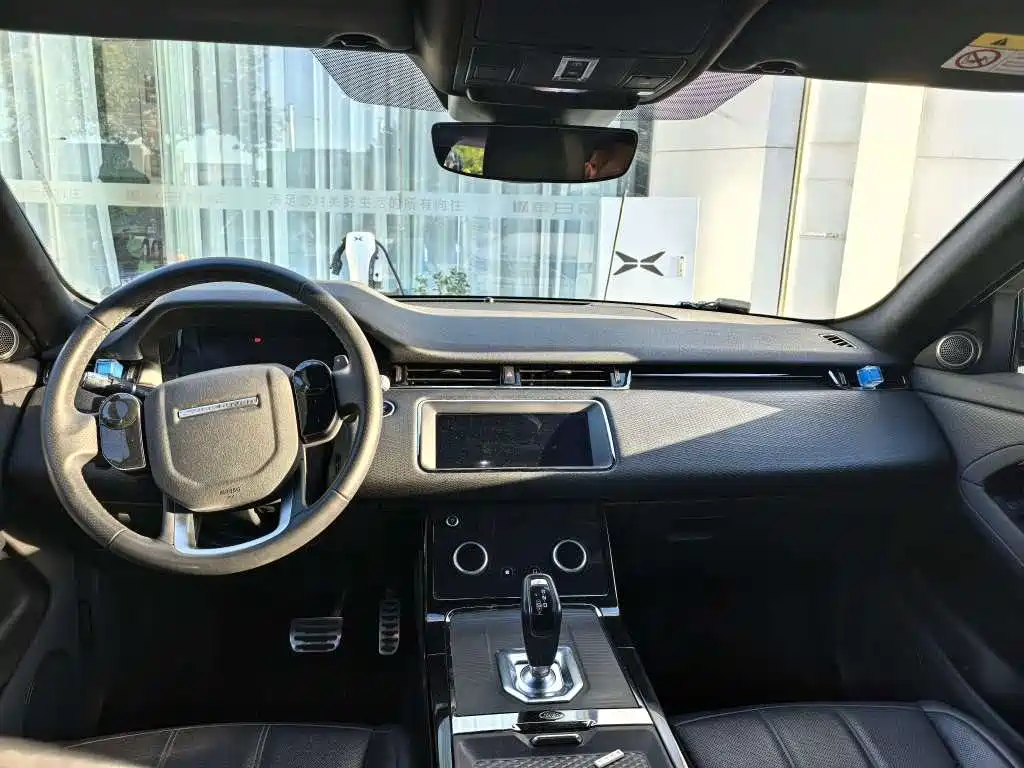 Land Rover Evoque — миниатюра 9