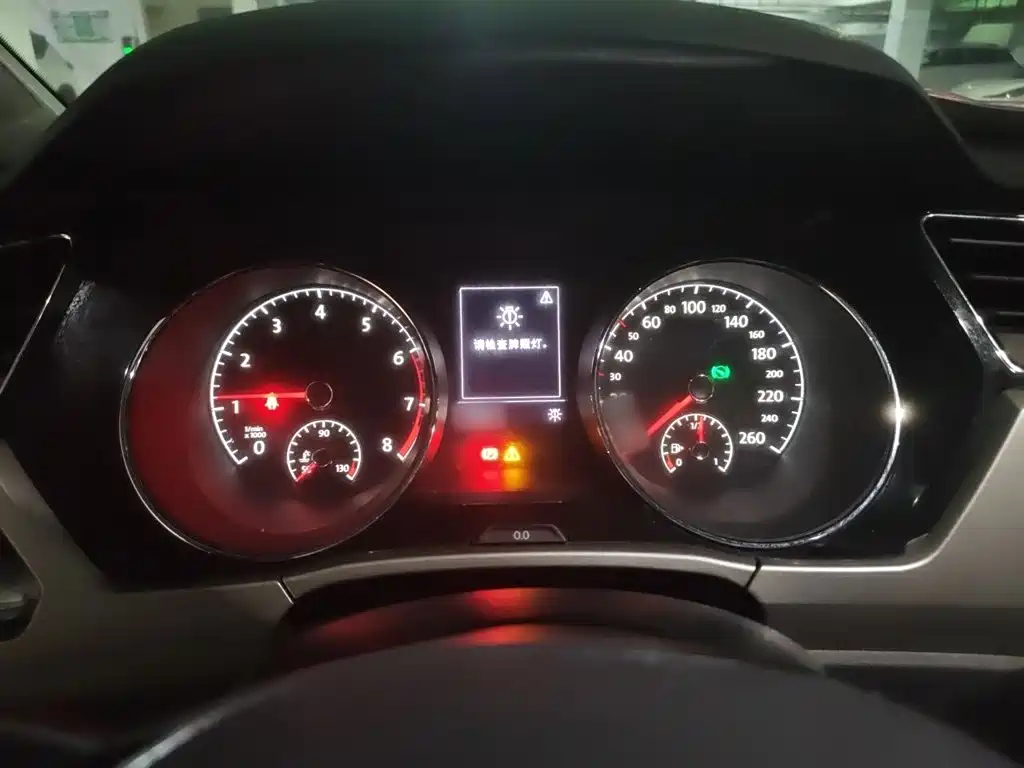 Volkswagen Touran — миниатюра 4