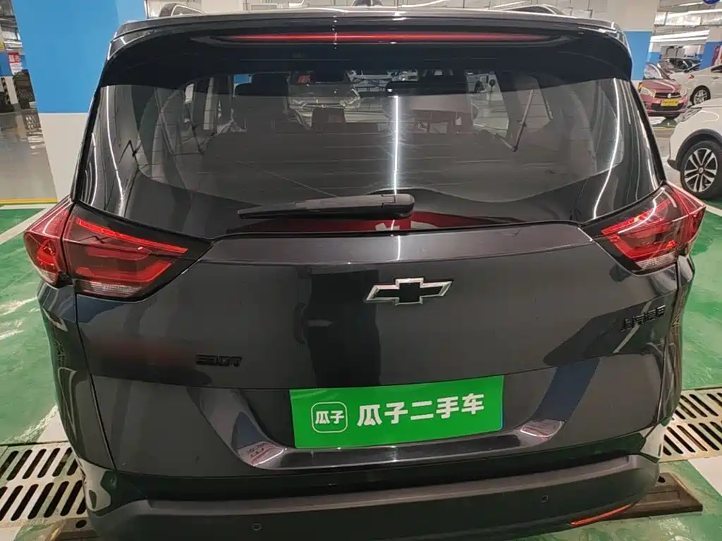 Chevrolet Volando — миниатюра 6