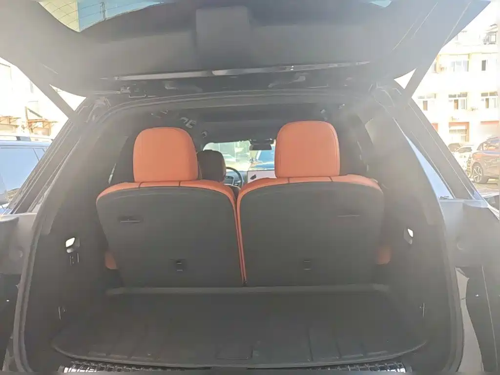Li Auto Li L8 — миниатюра 15