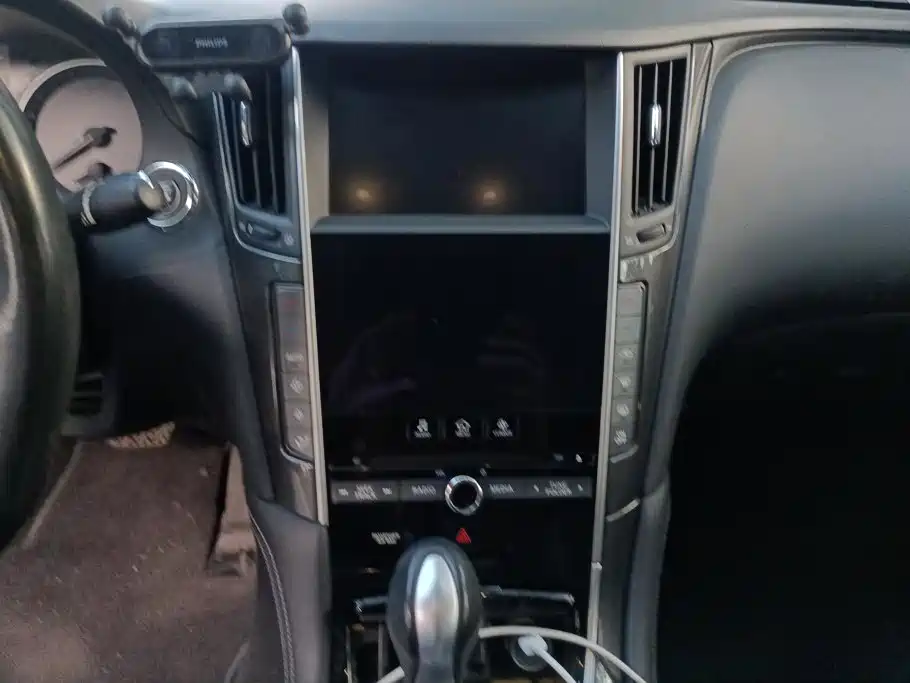 Infiniti Q50L — миниатюра 13