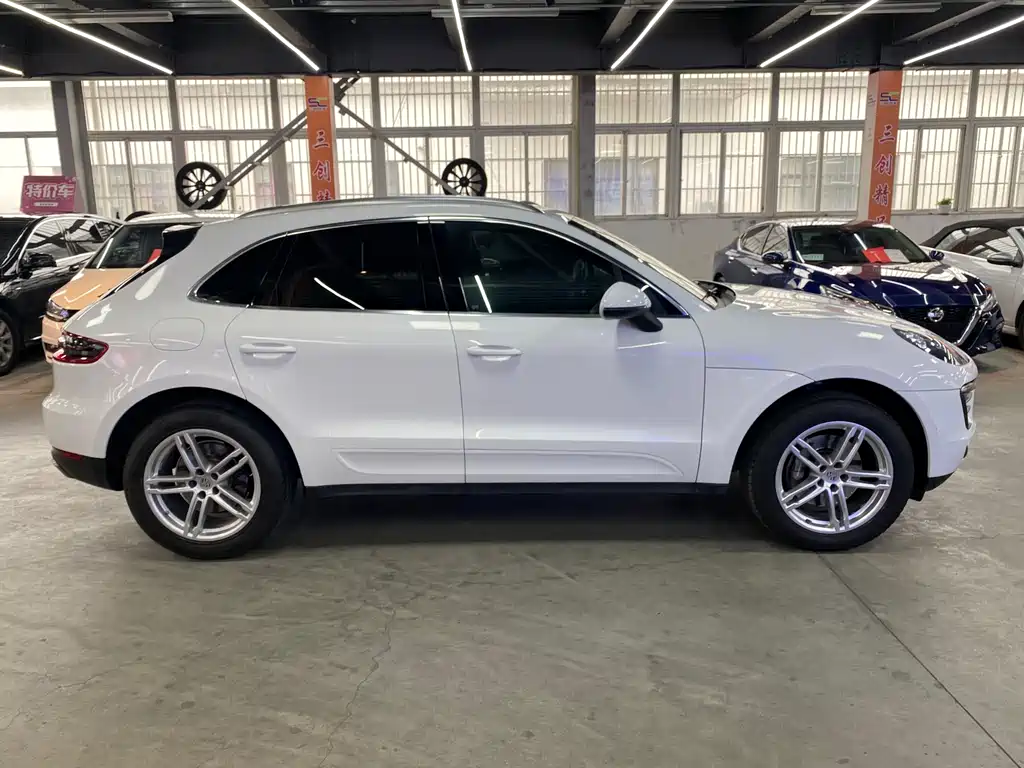 Porsche Macan 2017 Macan 2.0T