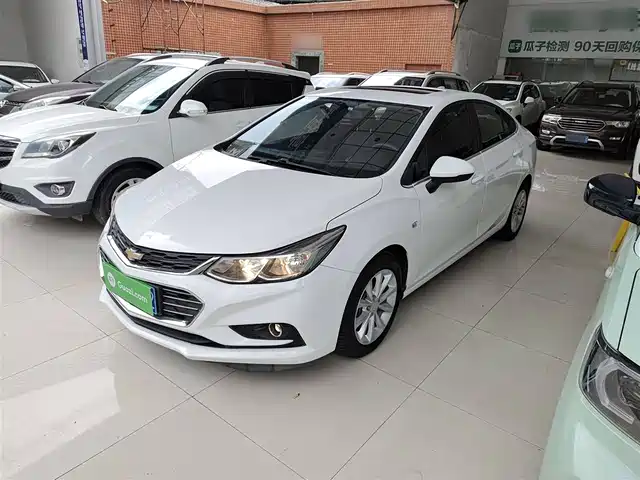 CHEVROLET CRUZE