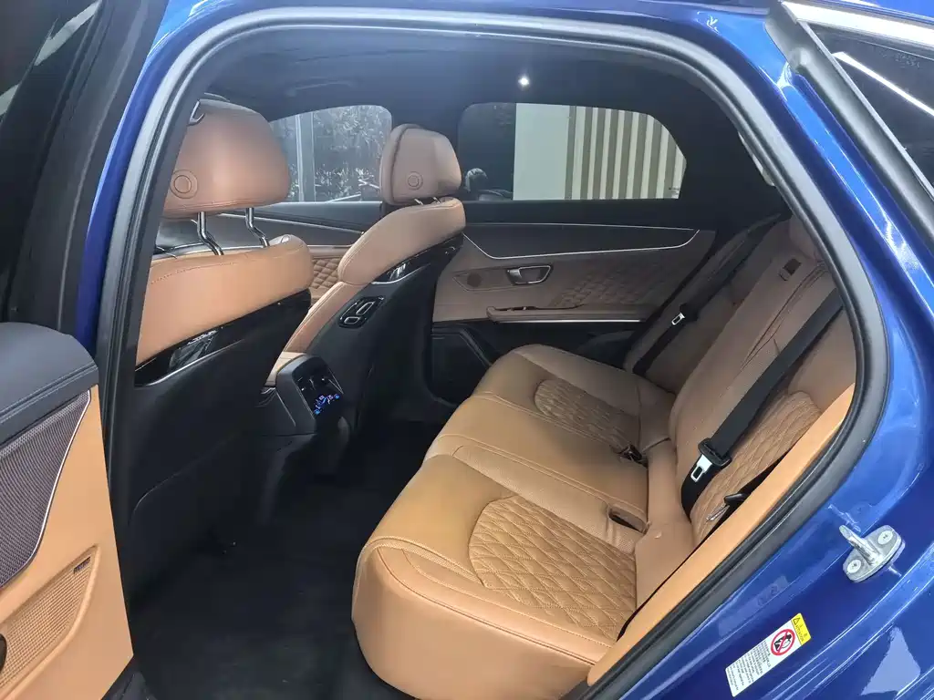 BYD Han — миниатюра 13
