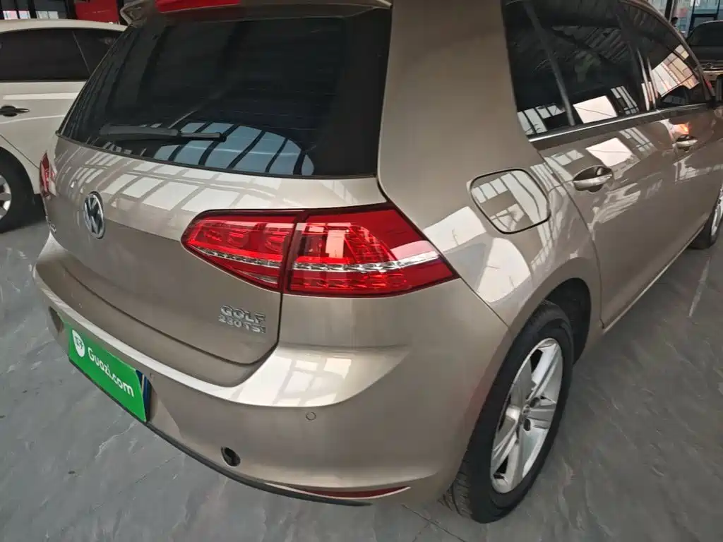 Volkswagen Golf — миниатюра 8