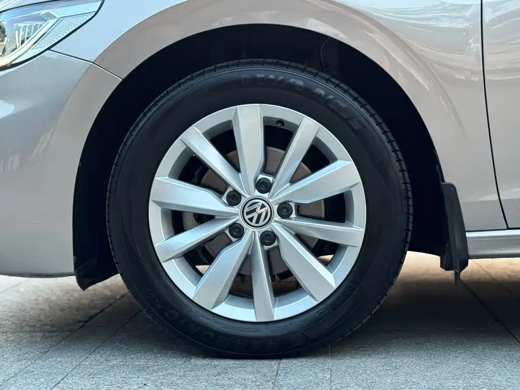 Volkswagen Bora — миниатюра 24