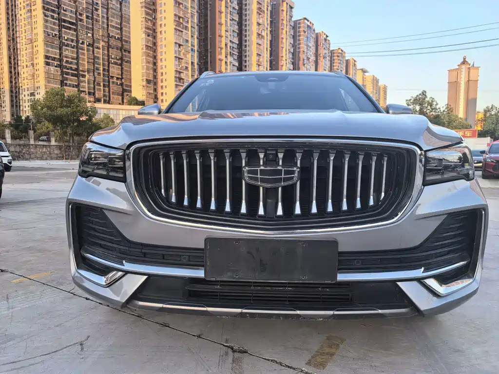 Geely Xingyue L — миниатюра 2