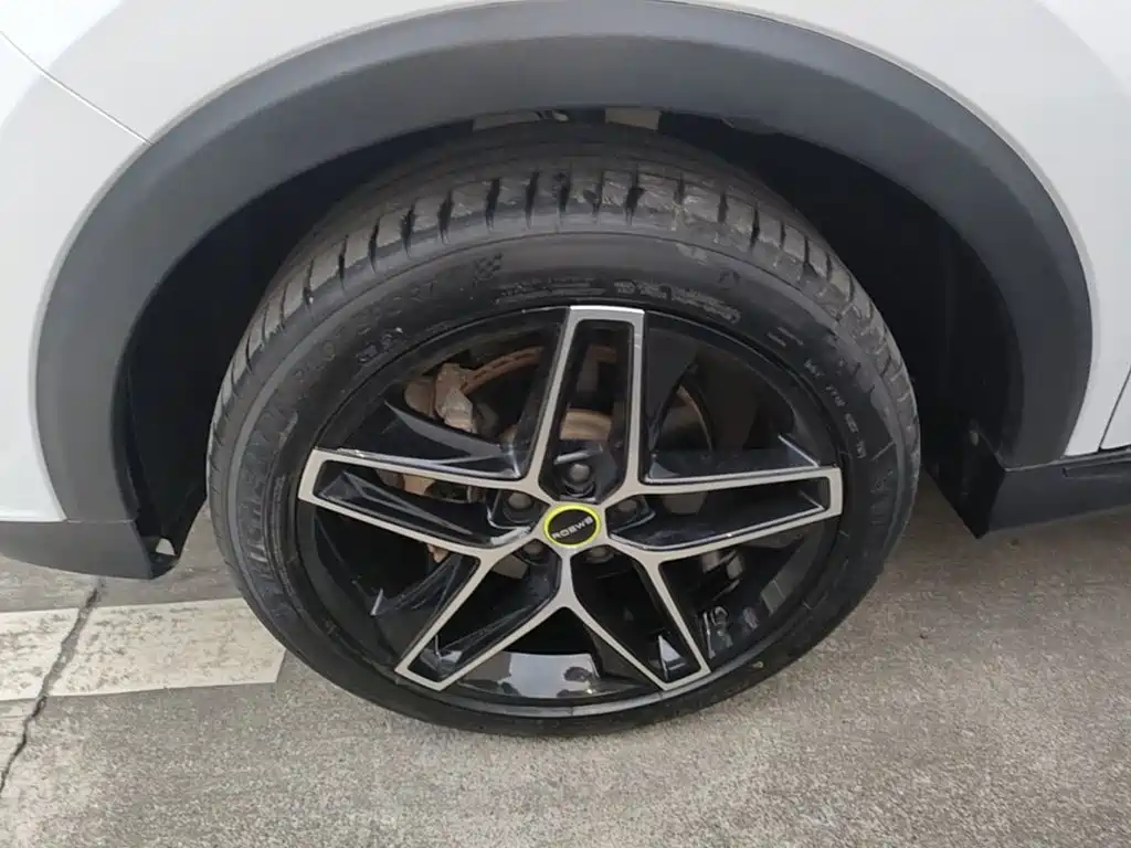 Roewe RX5 — миниатюра 23