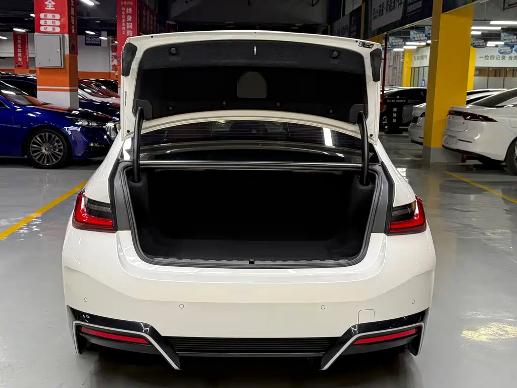 BMW i3 — миниатюра 25