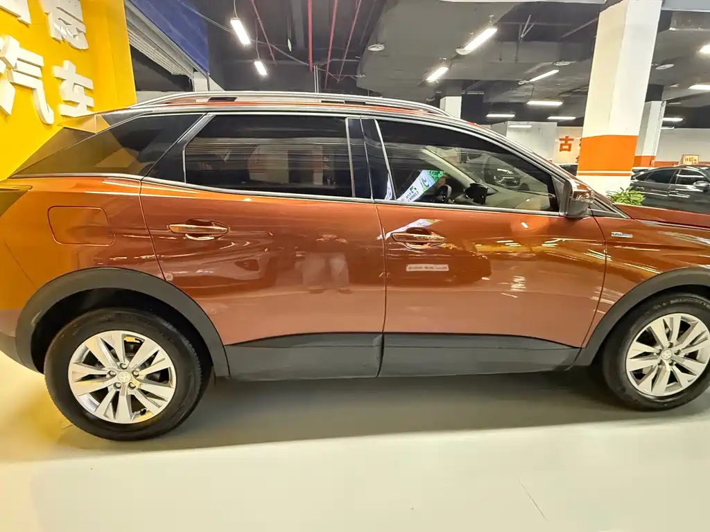 Peugeot 4008 — миниатюра 4