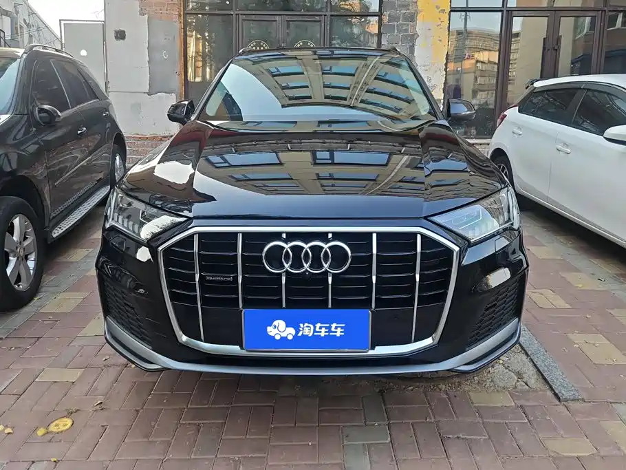 Audi Q7 — миниатюра 2