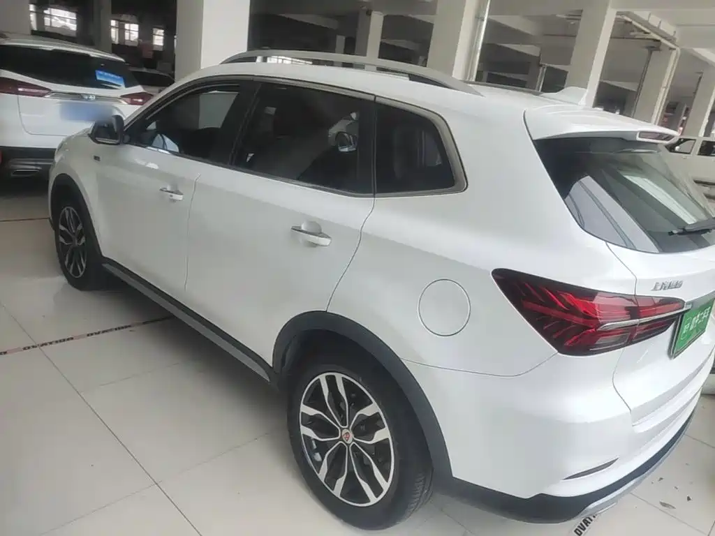 Roewe RX5 — миниатюра 5