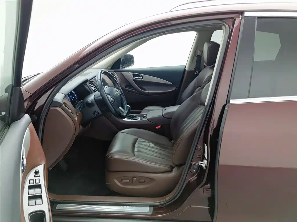 INFINITI QX50