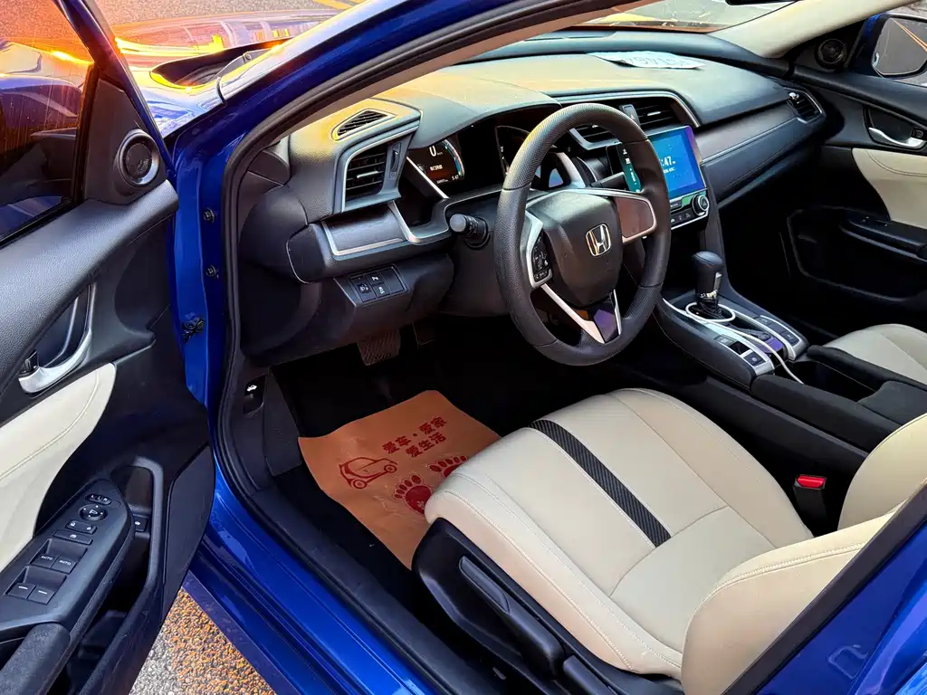 Honda Civic — миниатюра 4