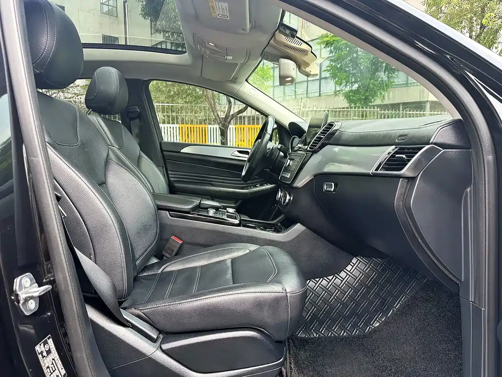 Mercedes-Benz GLE Coupe — миниатюра 20