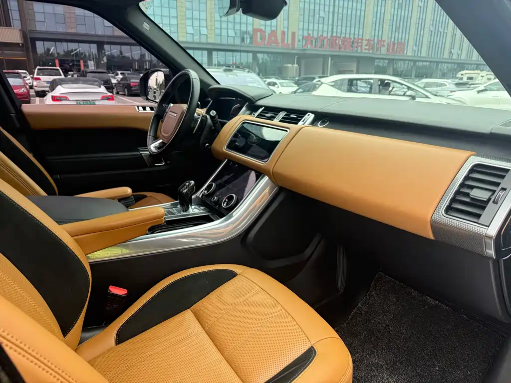 Land Rover Range Rover Sport 2018 3.0 SC V6 HSE DYNAMIC