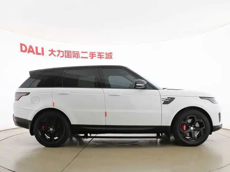 Land Rover Sport PHEV — миниатюра 5