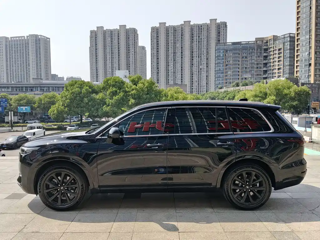 Li Auto ONE 2021 6 мест