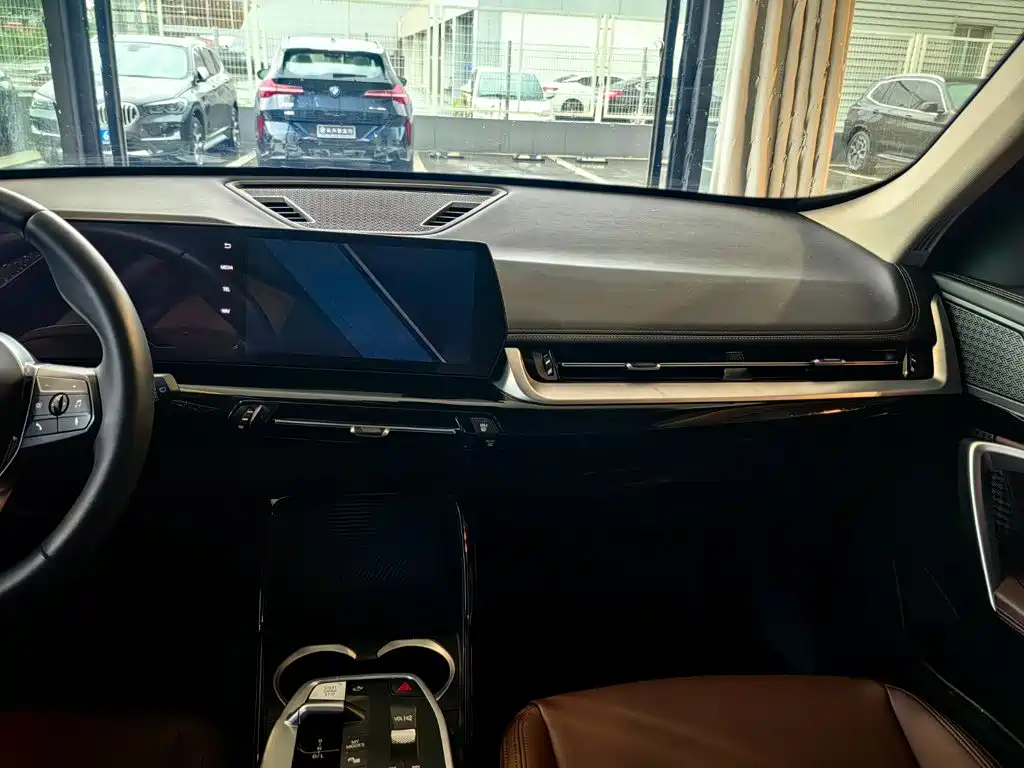 BMW X1 — миниатюра 9