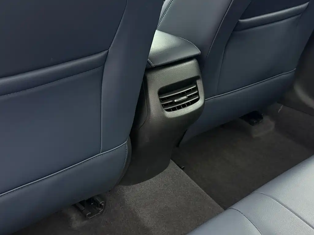 Chevrolet Monza — миниатюра 14