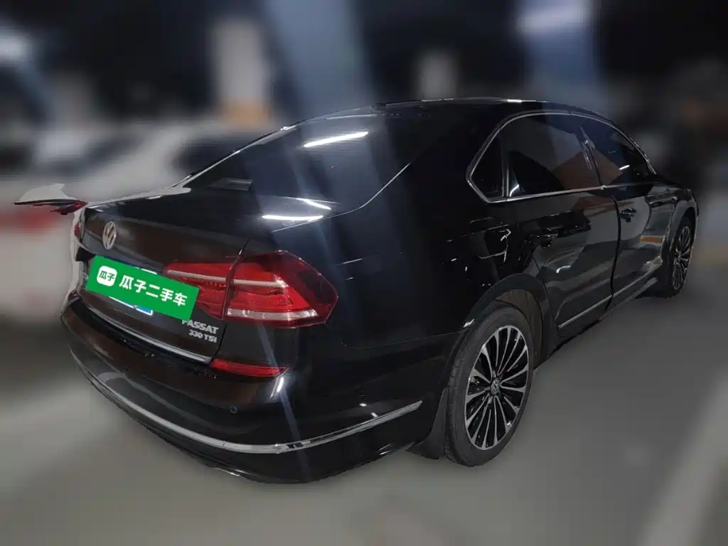 Volkswagen Passat — миниатюра 4