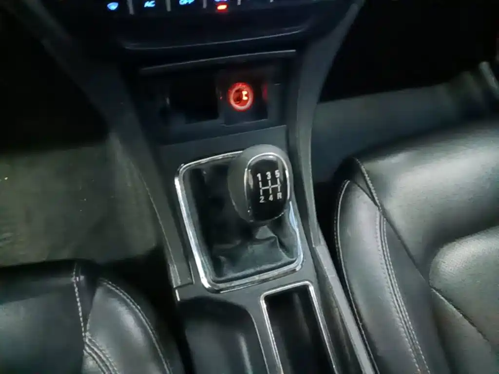 Geely Emgrand — миниатюра 14