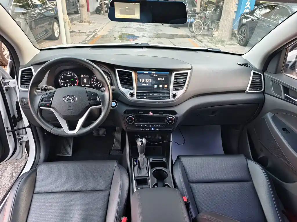 Hyundai Tucson — миниатюра 10