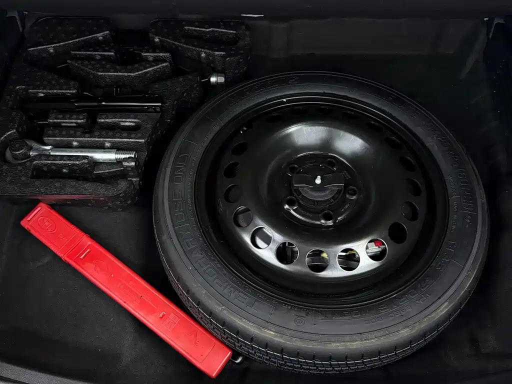 Chevrolet Tracker — миниатюра 18