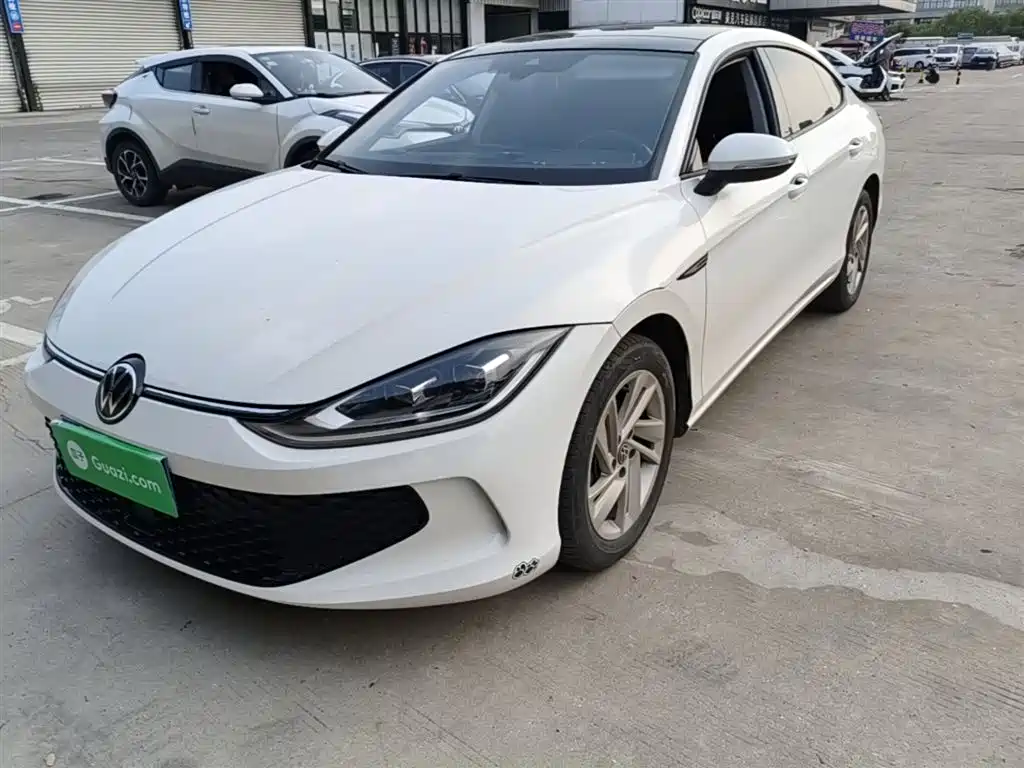 Купить Volkswagen Lamando