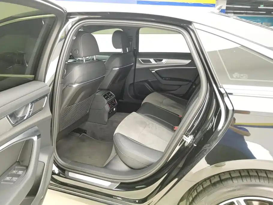 Audi A6L — миниатюра 11