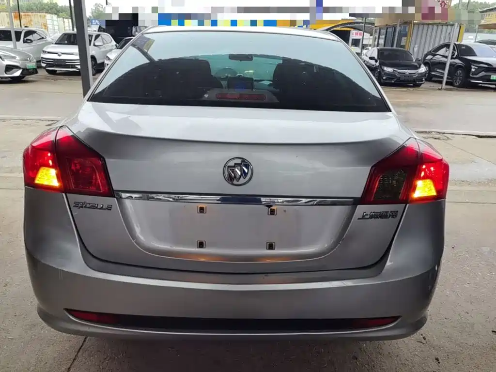 Buick Excelle — миниатюра 6