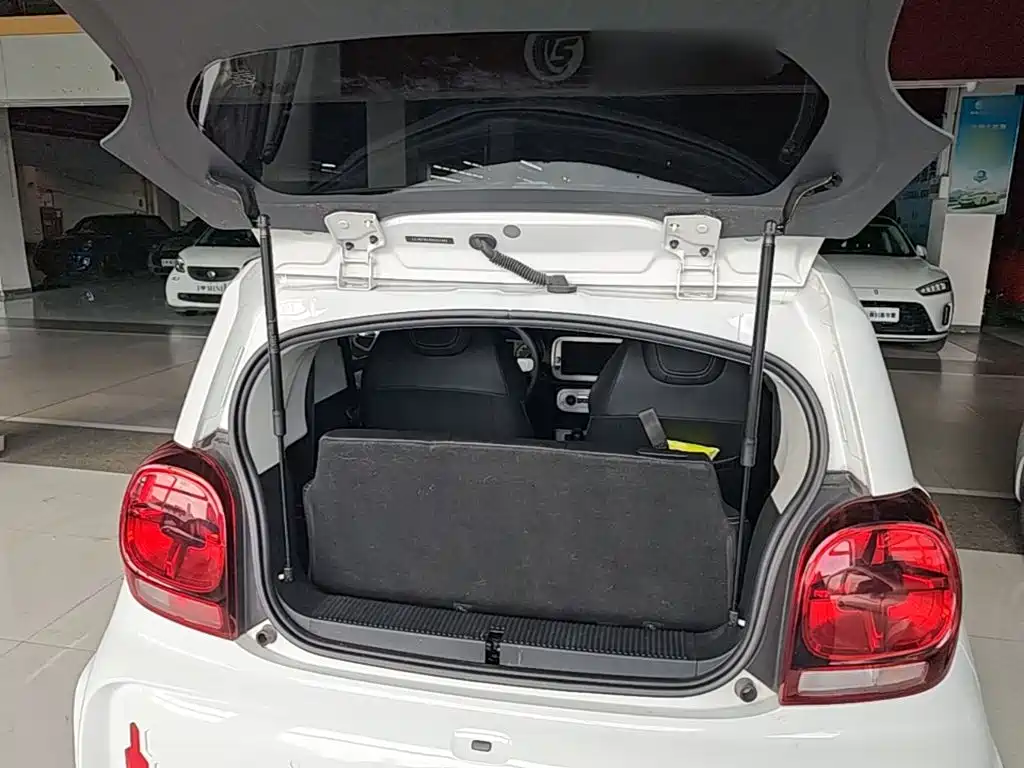 Roewe Clever — миниатюра 19