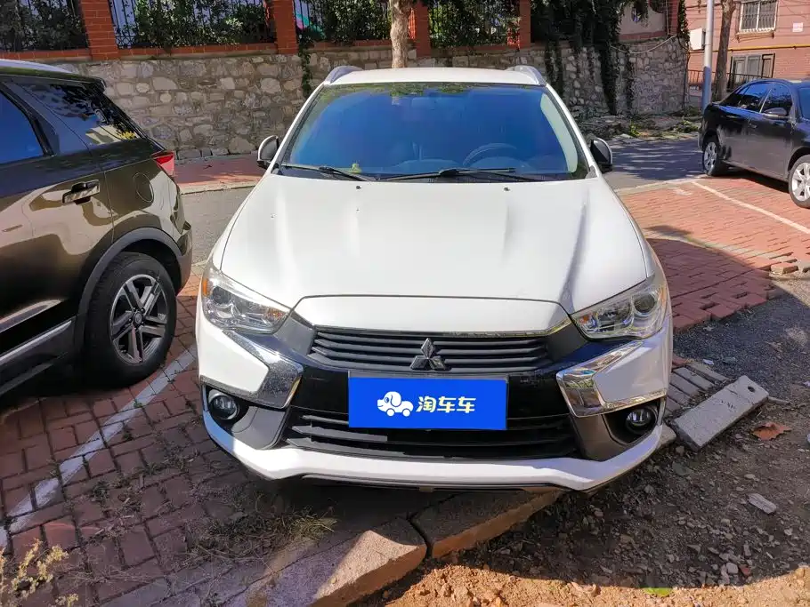 Mitsubishi ASX — миниатюра 2
