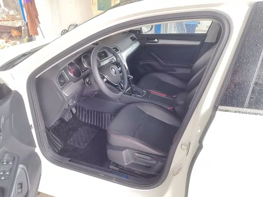 Volkswagen Lamando — миниатюра 15
