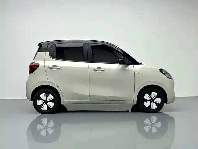 Wuling MINIEV — миниатюра 13
