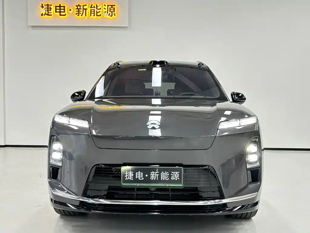 NIO ES8 2026 мест Executive