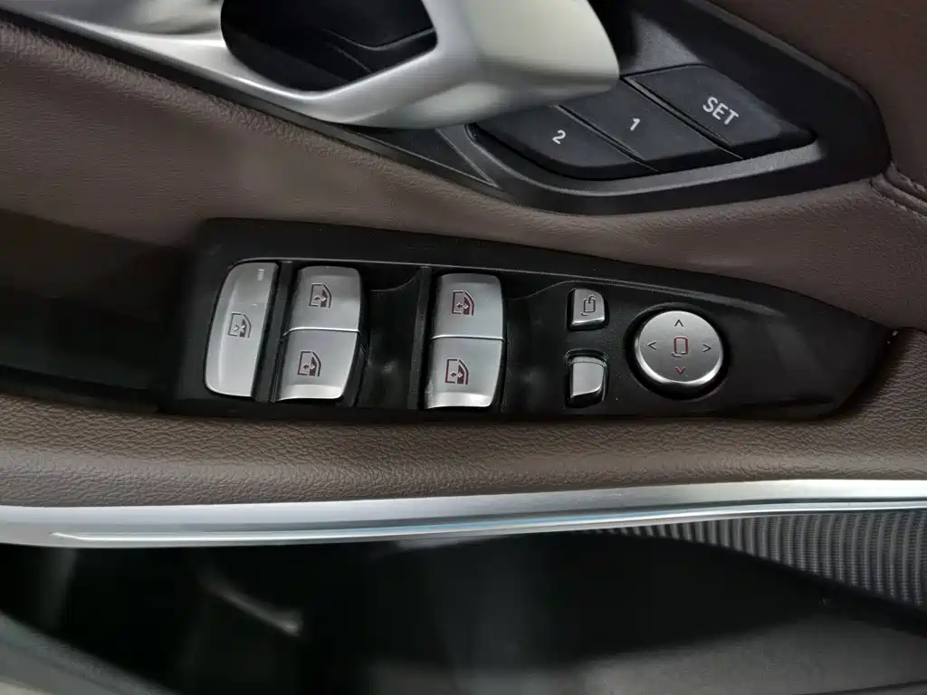 BMW i3 2022 eDrive 35 L