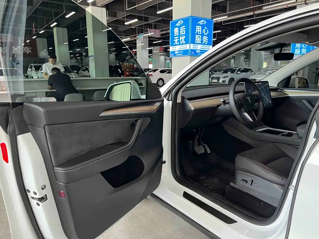 Tesla Model Y 2021 3D7