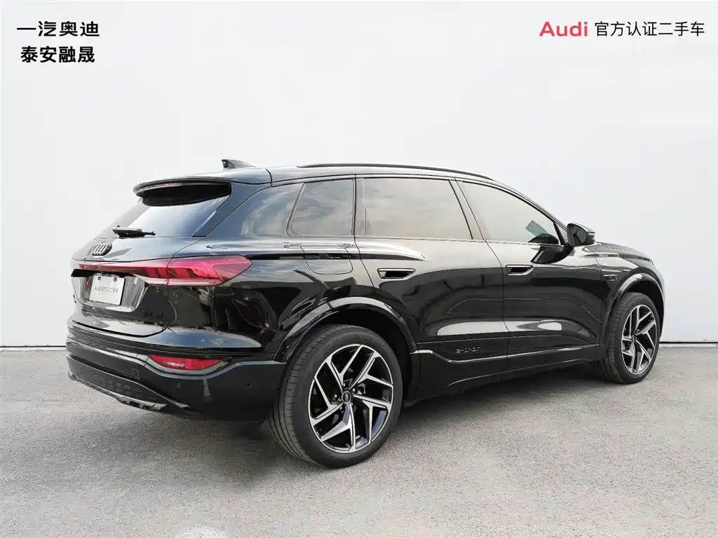 Audi Q6L e-tron — миниатюра 5